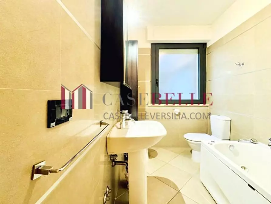 Immagine 16 di Appartamento in affitto  a Camaiore