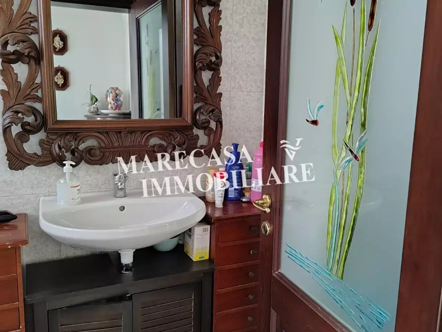 Immagine 15 di Appartamento in vendita  a Carrara