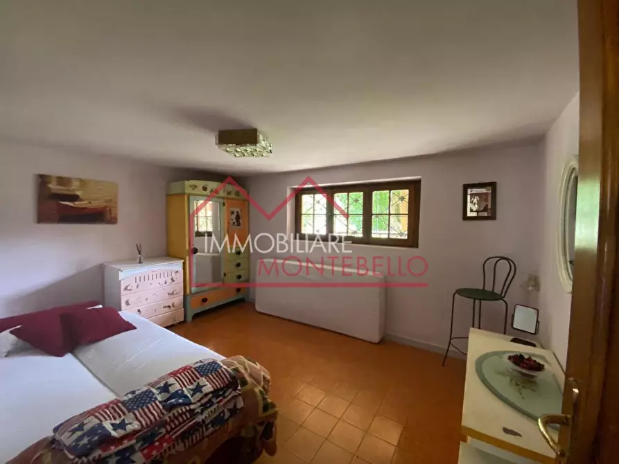 Immagine 32 di Villa in vendita  a Camaiore