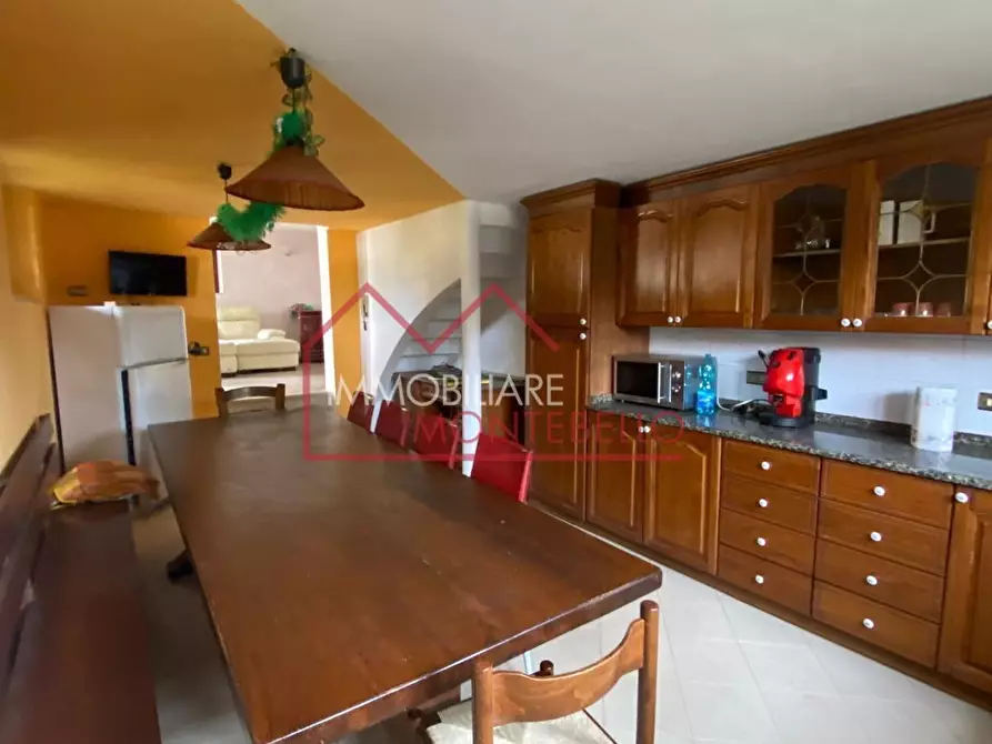 Immagine 29 di Villa in vendita  a Camaiore