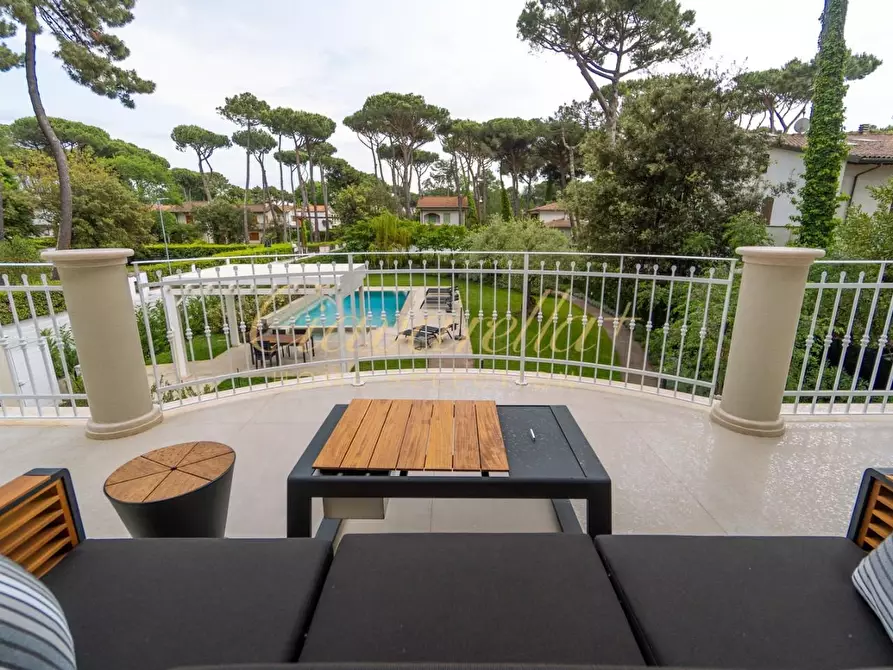 Immagine 41 di Villa in affitto  a Forte Dei Marmi