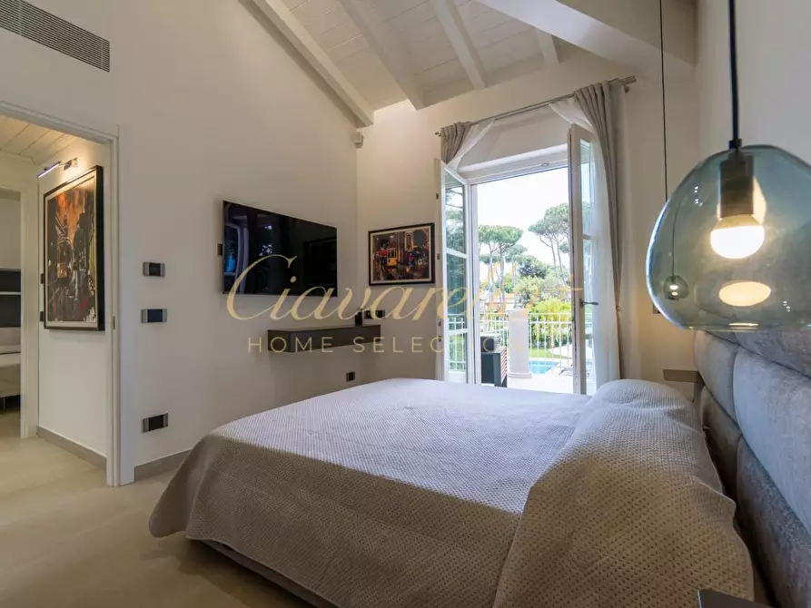 Immagine 26 di Villa in affitto  a Forte Dei Marmi