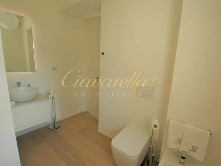 Immagine 24 di Villa in affitto  a Forte Dei Marmi