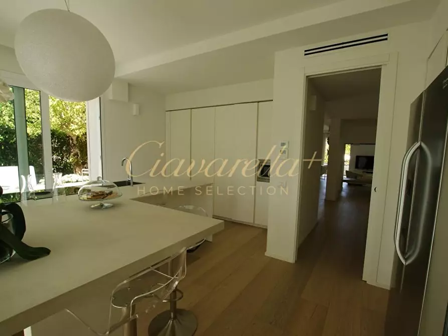 Immagine 20 di Villa in affitto  a Forte Dei Marmi