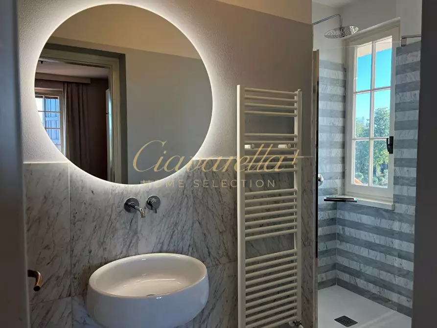 Immagine 20 di Villa in affitto  a Forte Dei Marmi