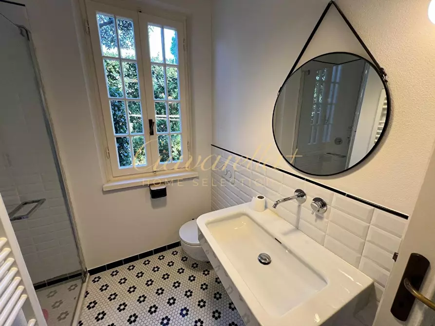 Immagine 29 di Villa in affitto  a Forte Dei Marmi