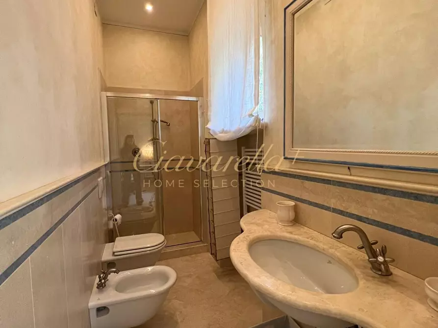 Immagine 31 di Villa in affitto  a Forte Dei Marmi