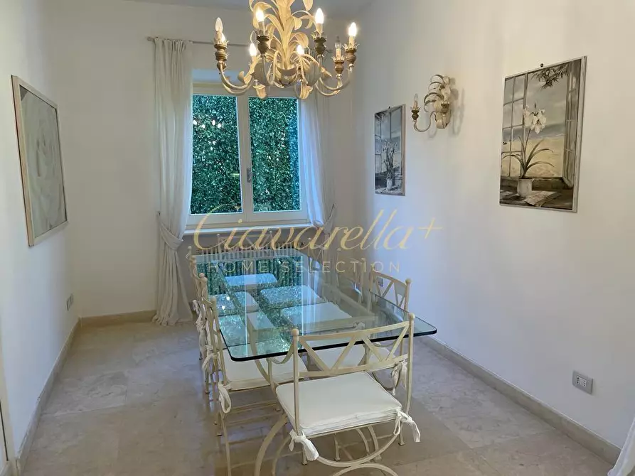 Immagine 18 di Villa in affitto  a Forte Dei Marmi