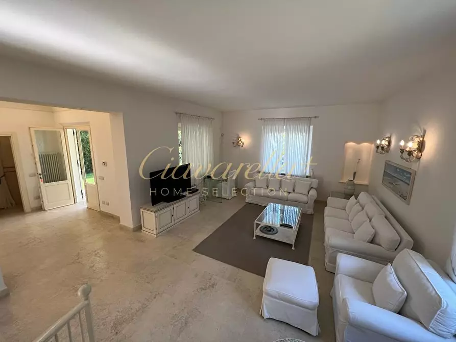 Immagine 27 di Villa in affitto  a Forte Dei Marmi