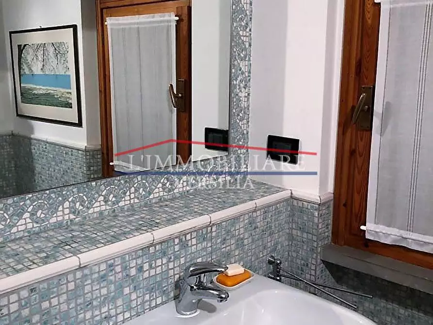 Immagine 34 di Casa semindipendente in vendita  a Montignoso