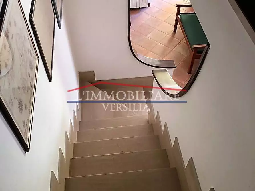 Immagine 24 di Casa semindipendente in vendita  a Montignoso