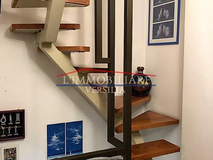 Immagine 29 di Casa semindipendente in vendita  a Montignoso