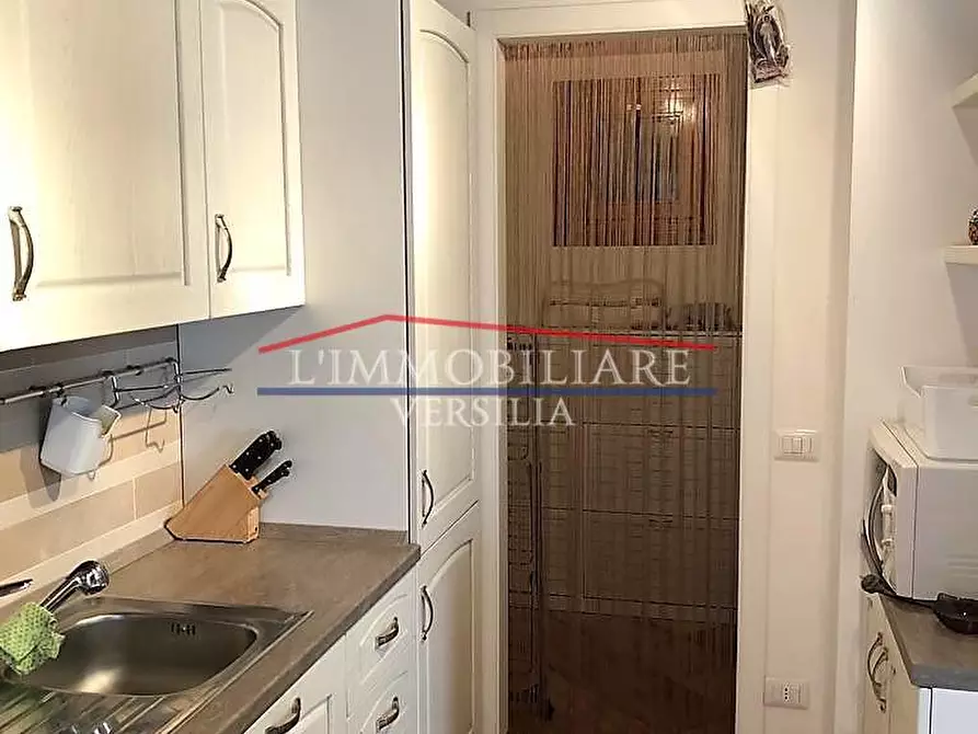 Immagine 19 di Casa semindipendente in vendita  a Montignoso