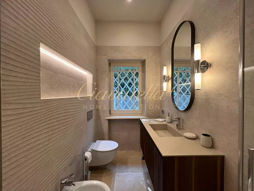 Immagine 9 di Villa in affitto  a Forte Dei Marmi