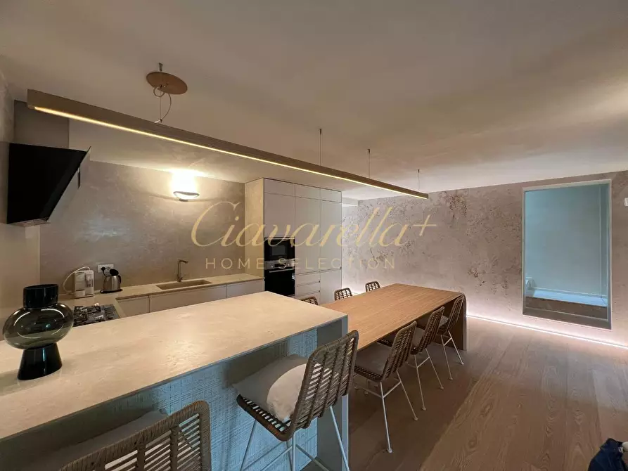 Immagine 5 di Casa bifamiliare in affitto  a Forte Dei Marmi