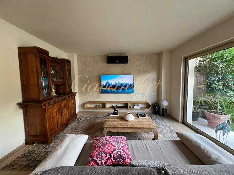 Immagine 9 di Casa bifamiliare in affitto  a Forte Dei Marmi