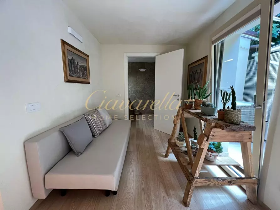 Immagine 17 di Casa bifamiliare in affitto  a Forte Dei Marmi