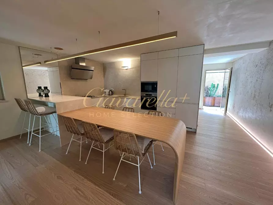 Immagine 6 di Casa bifamiliare in affitto  a Forte Dei Marmi