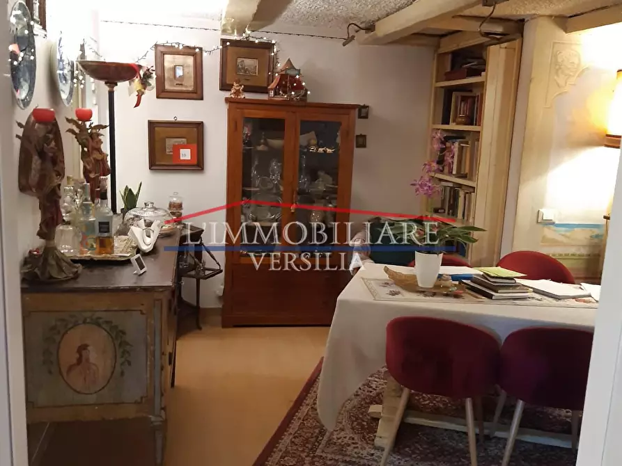 Immagine 24 di Casa bifamiliare in vendita  a Montignoso