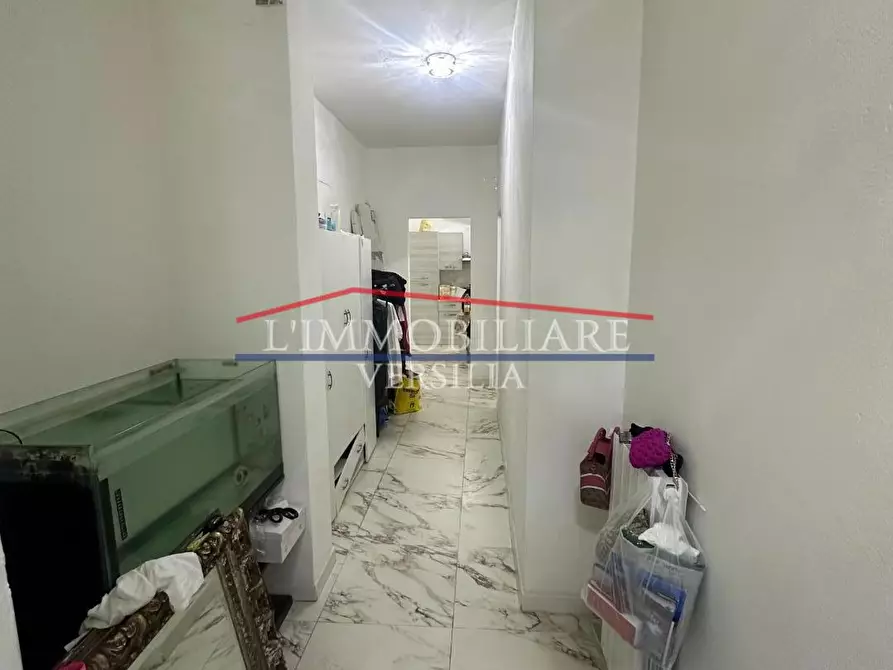 Immagine 13 di Appartamento in vendita  a Massa