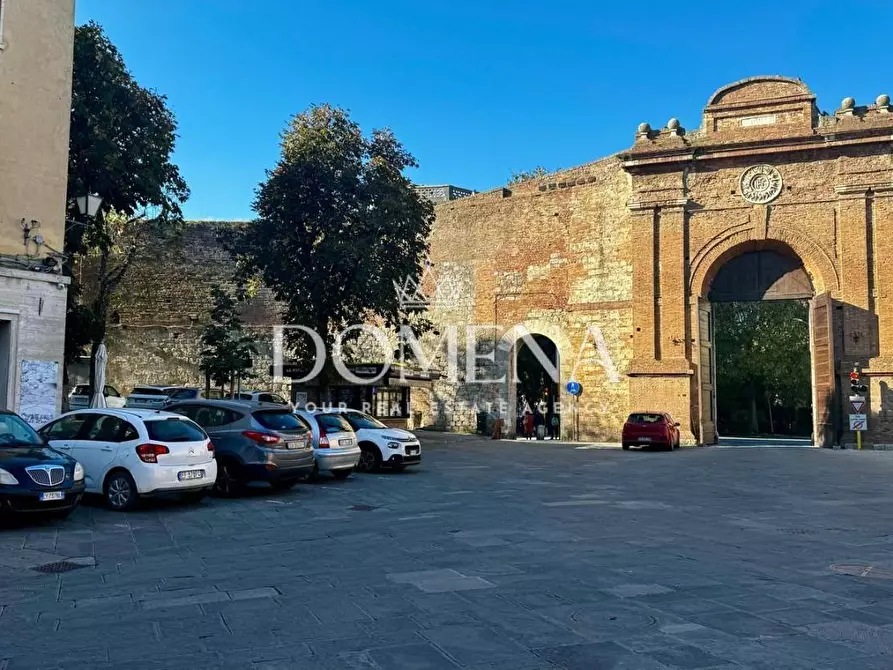 Immagine 11 di Bar / Ristorante in vendita  a Siena
