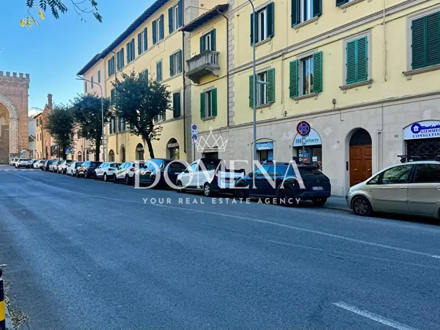 Immagine 2 di Bar / Ristorante in vendita  a Siena