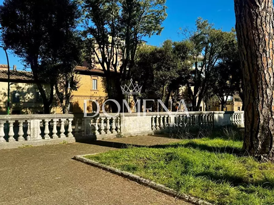 Immagine 6 di Bar / Ristorante in vendita  a Siena