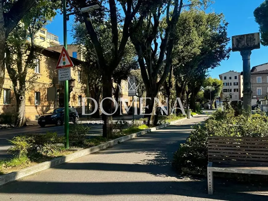 Immagine 3 di Bar / Ristorante in vendita  a Siena