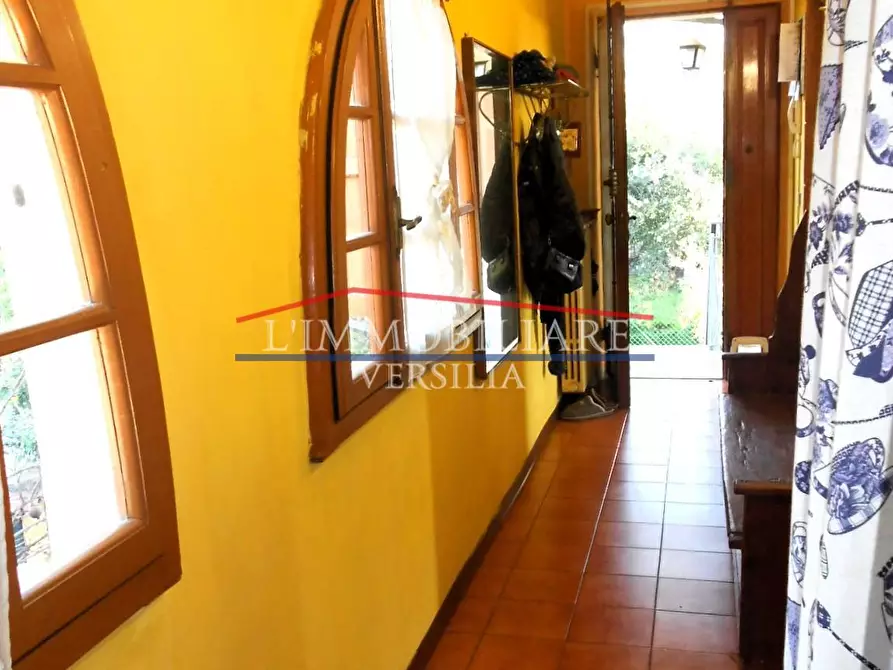 Immagine 4 di Casa bifamiliare in vendita  a Massa