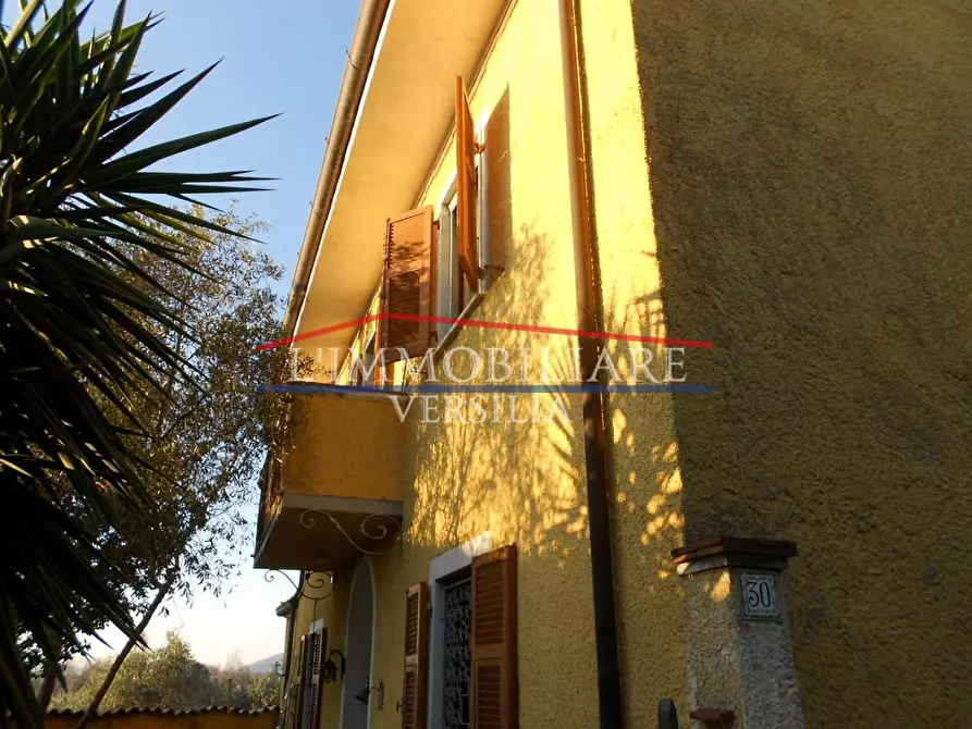 Immagine 7 di Casa bifamiliare in vendita  a Massa