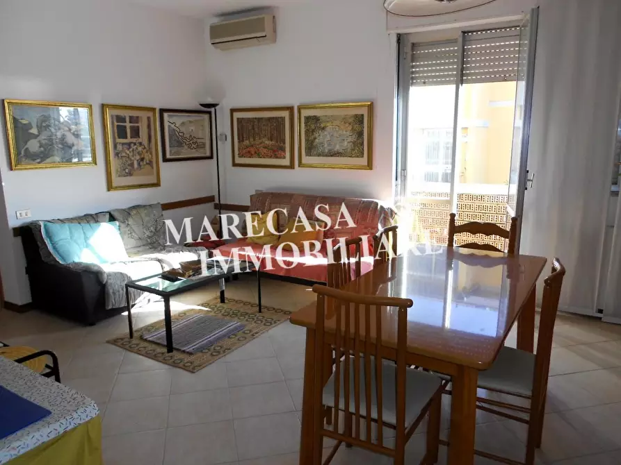 Immagine 4 di Appartamento in vendita  a Carrara