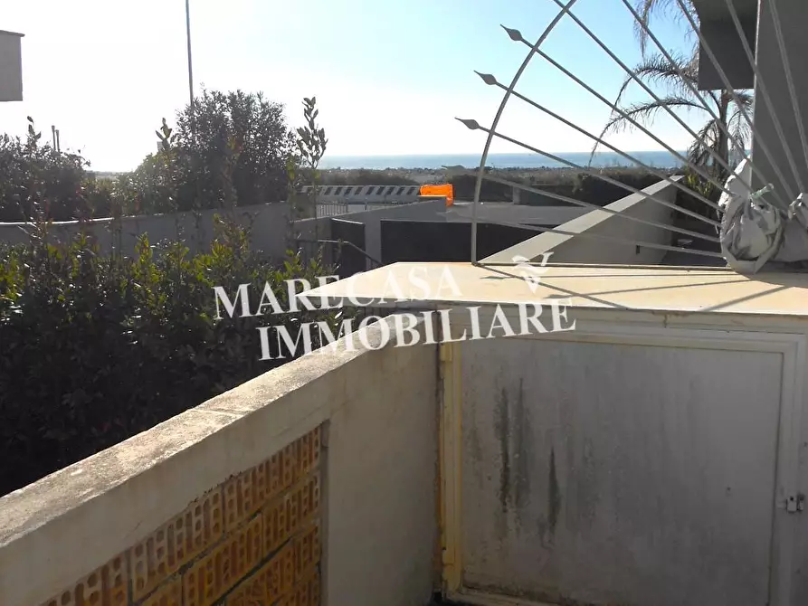 Immagine 6 di Appartamento in vendita  a Carrara