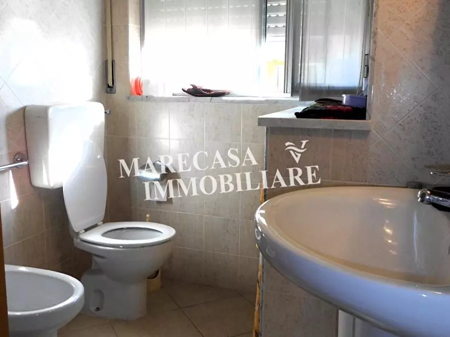 Immagine 18 di Appartamento in vendita  a Carrara