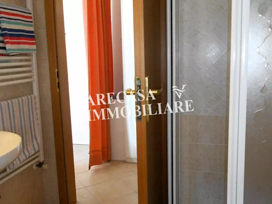 Immagine 16 di Appartamento in vendita  a Carrara