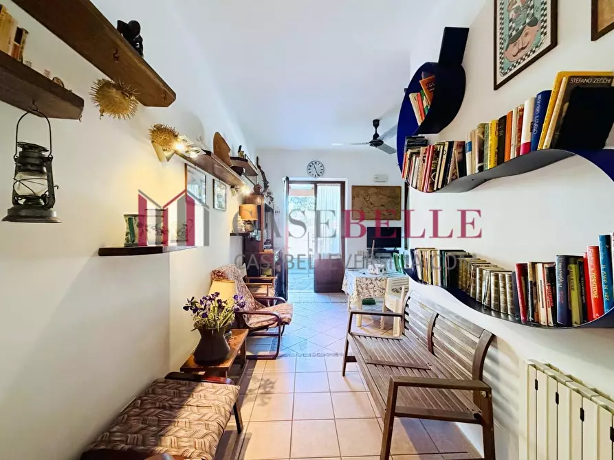 Immagine 17 di Appartamento in affitto  a Pietrasanta