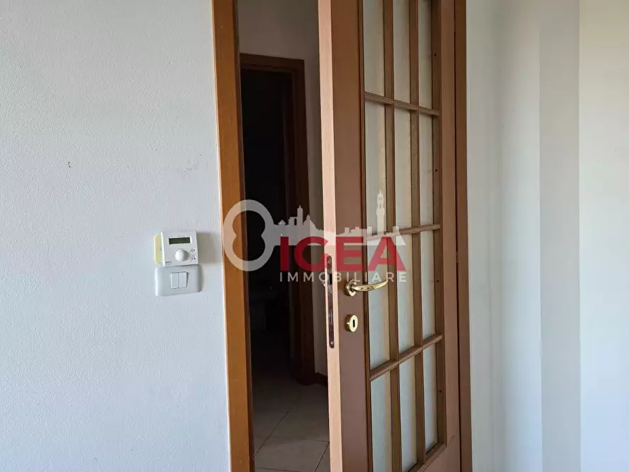 Immagine 11 di Appartamento in vendita  a Siena