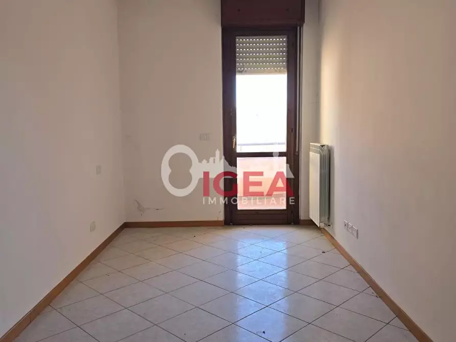 Immagine 17 di Appartamento in vendita  a Siena