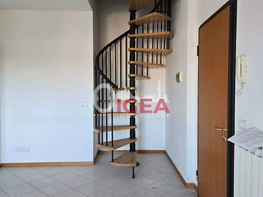 Immagine 1 di Appartamento in vendita  a Siena