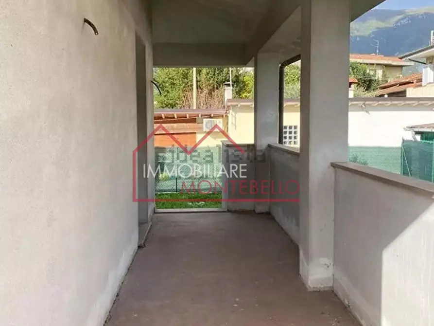 Immagine 7 di Casa bifamiliare in vendita  a Camaiore