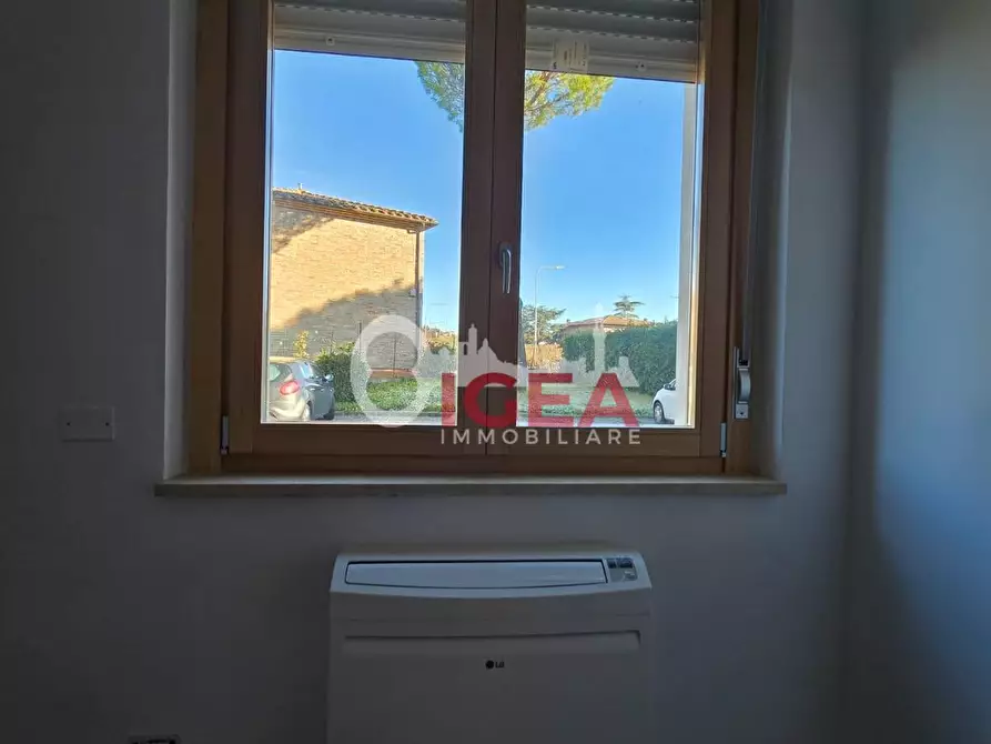 Immagine 8 di Appartamento in vendita  a Siena