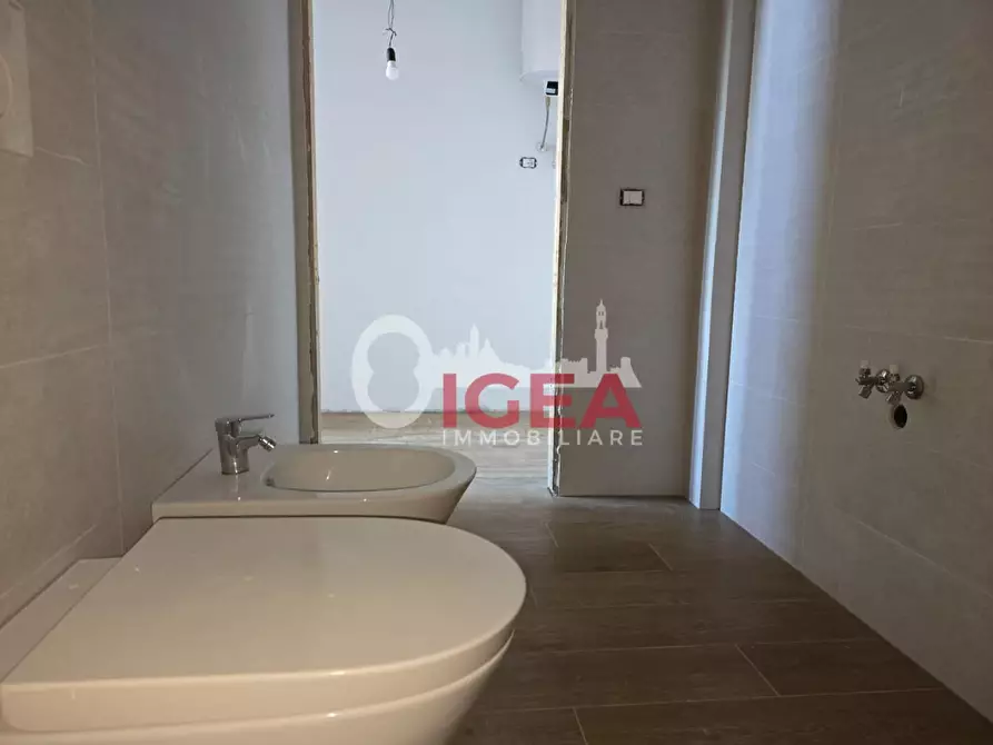 Immagine 19 di Appartamento in vendita  a Siena