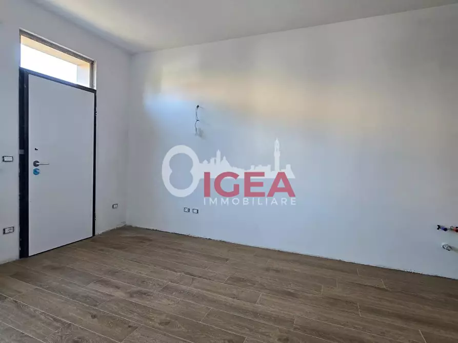 Immagine 3 di Appartamento in vendita  a Siena