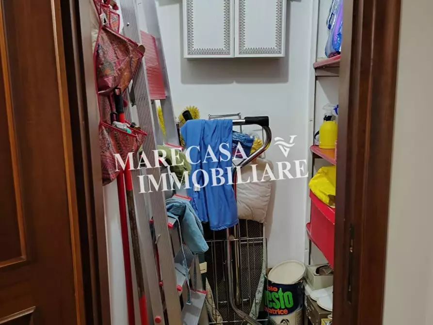 Immagine 12 di Appartamento in vendita  a Carrara