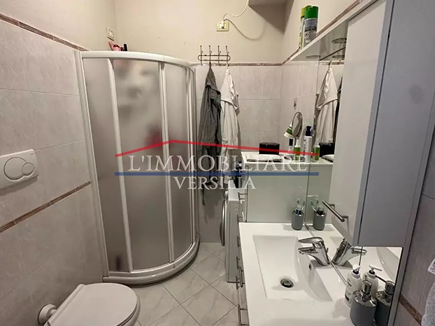 Immagine 14 di Appartamento in vendita  a Montignoso