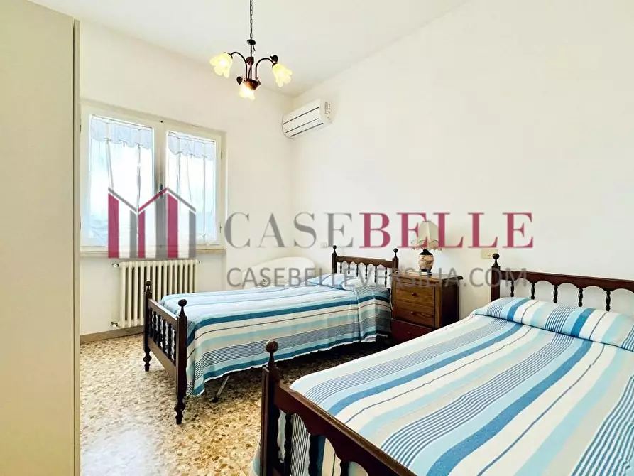 Immagine 62 di Casa indipendente in affitto  a Forte Dei Marmi