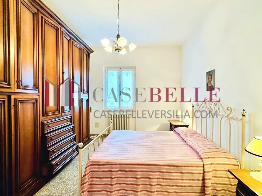 Immagine 48 di Casa indipendente in affitto  a Forte Dei Marmi