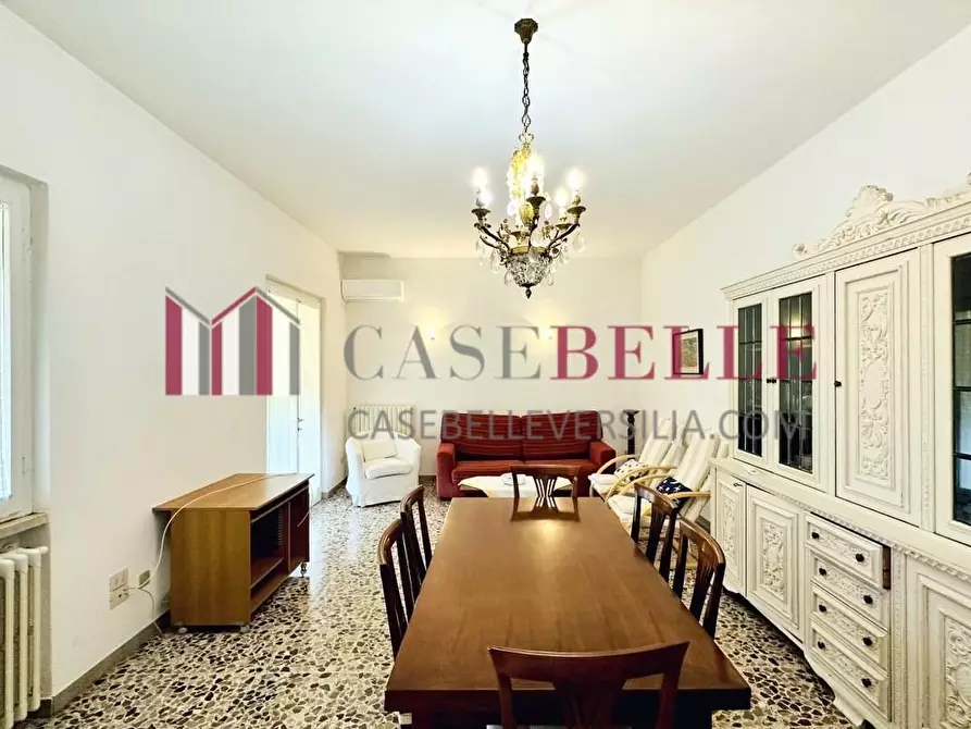 Immagine 43 di Casa indipendente in affitto  a Forte Dei Marmi