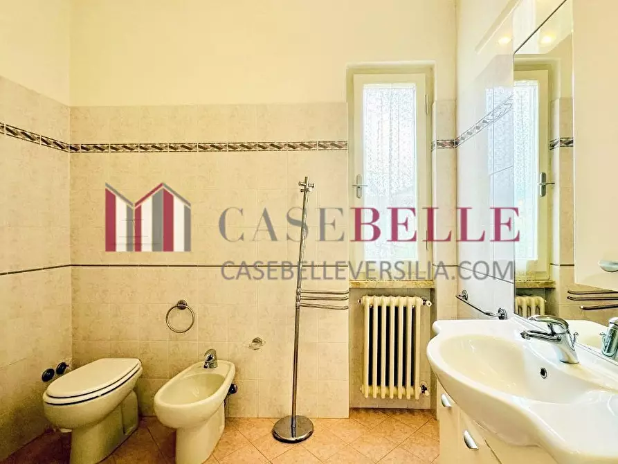 Immagine 59 di Casa indipendente in affitto  a Forte Dei Marmi