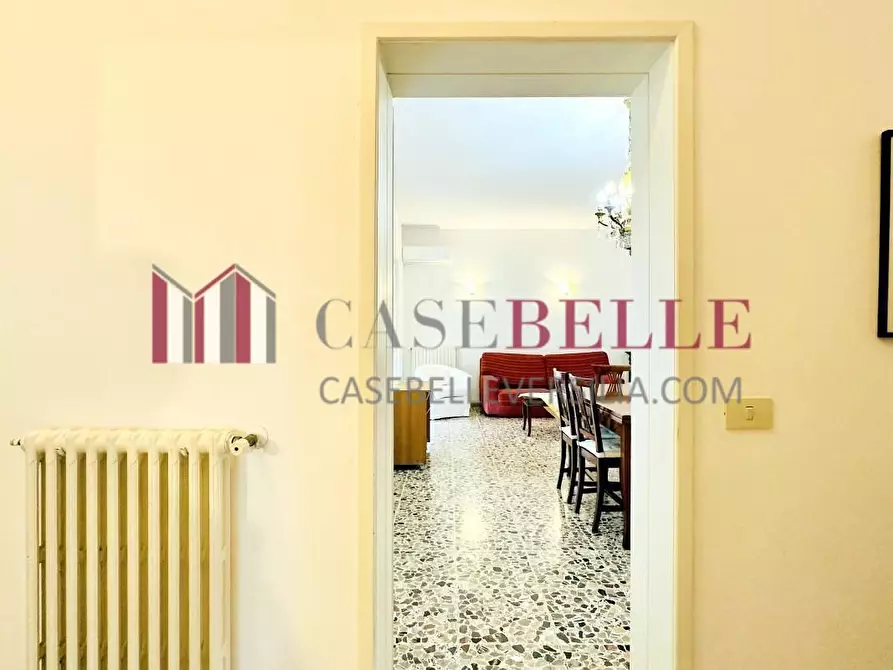 Immagine 42 di Casa indipendente in affitto  a Forte Dei Marmi