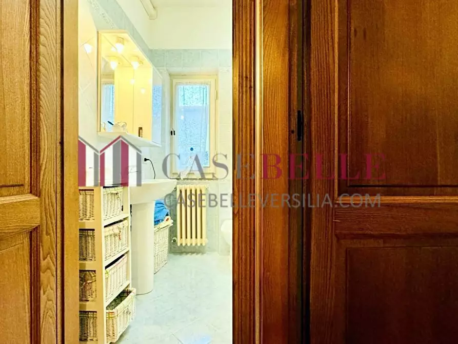 Immagine 24 di Casa indipendente in affitto  a Forte Dei Marmi